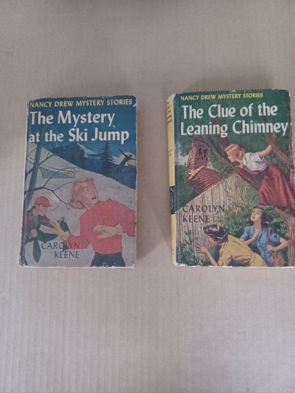 Set of 2 Nancy Drew Mysteries Fair condition 1949-1952  The Clue of the Leaning